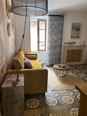 아파트 Petit Bijou Casa Madria