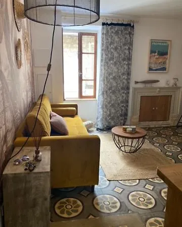 Lägenhet Petit Bijou Casa Madria